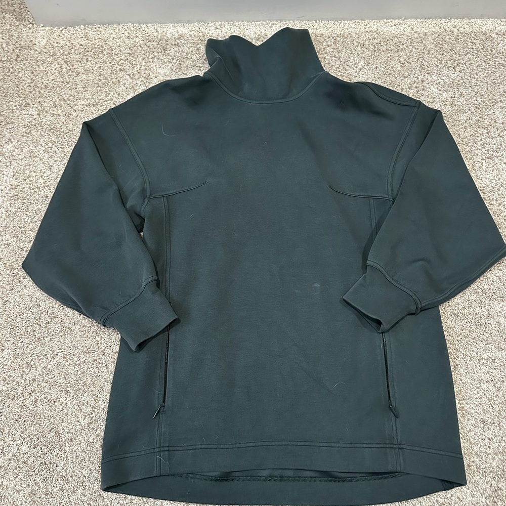 Lululemon tunic style sweatshirt.